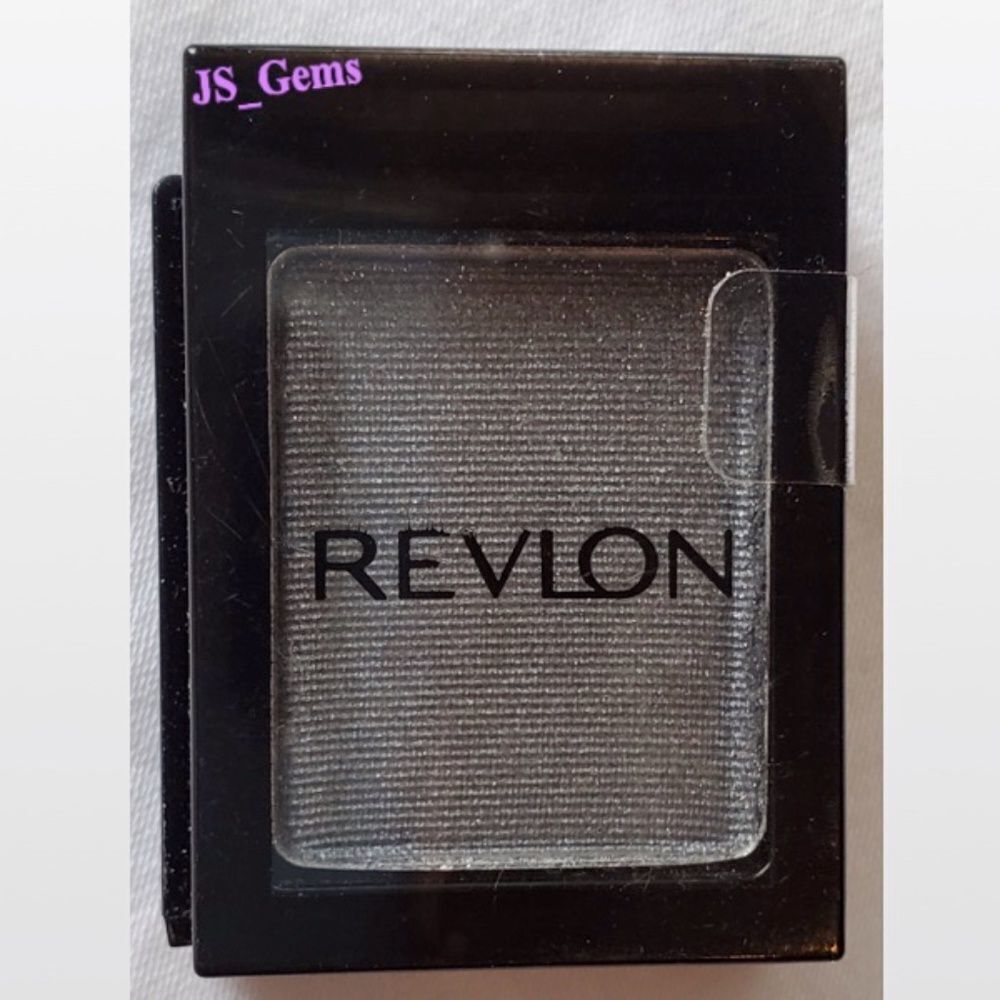 New Revlon Eyeshadow Womens Make Up Gunmetal Grey Satin Eyes Cosmetic NWT